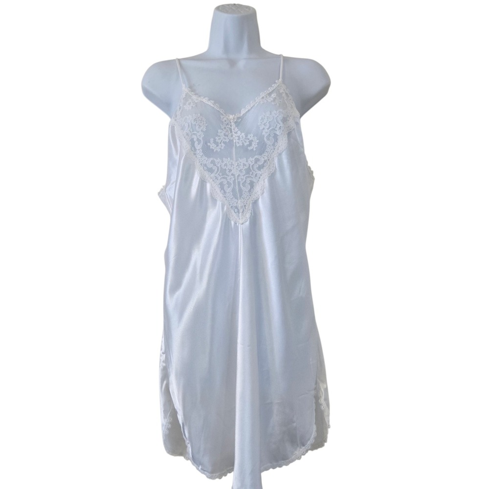 Vintage Bert Yelin for Iris White Satin Lace Nightgown L‎ USA Bridal Slip Dress